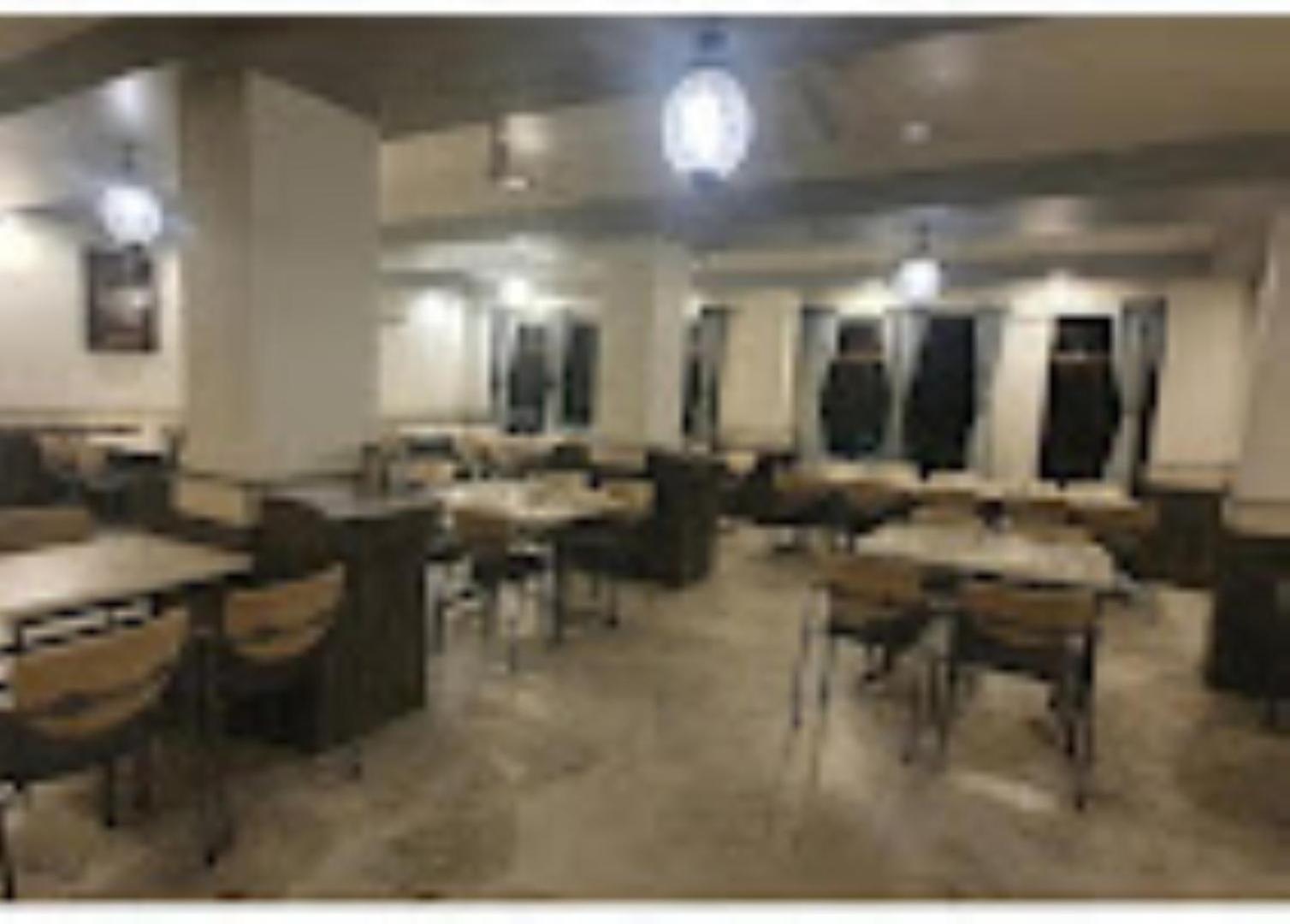 Hotel Pritam Palace , Dhule מראה חיצוני תמונה