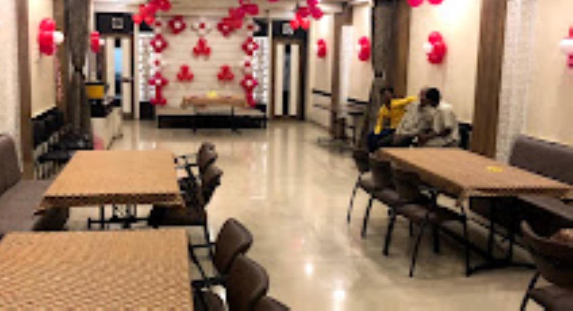 Hotel Pritam Palace , Dhule מראה חיצוני תמונה